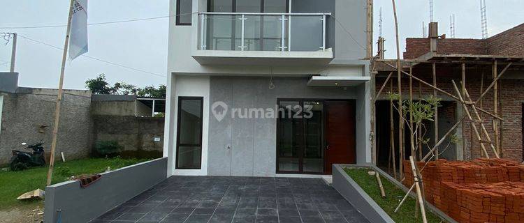 Rumah Siap Huni di Tangerang Selatan, Hanya 5 Menit Ke Pintu Tol  1