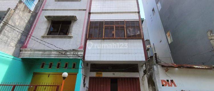 DIJUAL RUKO MURAH 3 LANTAI PUSAT DAGANG DEKAT PELABUHAN MAKASSAR 1