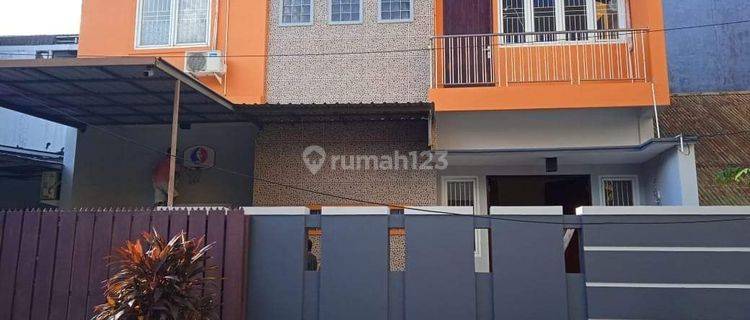 Sewa Rumah Cantik + Furnish 2 Menit Dari Pantai Losari-Makassar 1