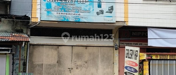 2.5-Story Shop House, Renovated, Ready to Occupyjl Rappocini Makassar 1