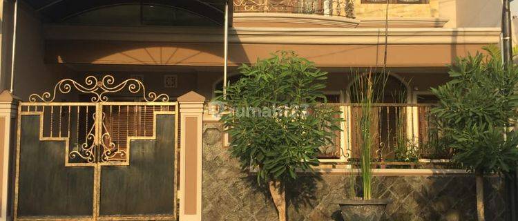 Dijual Rumah Sutorejo Prima 2 Lantai, Furnished 1