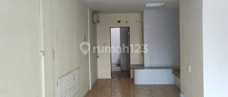 Affordable Shop House for Rent, 2nd Floor Only in Banjar Wijaya for Office Use 1