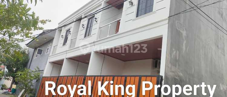 New Two-Story House in Cipondoh Makmur 1