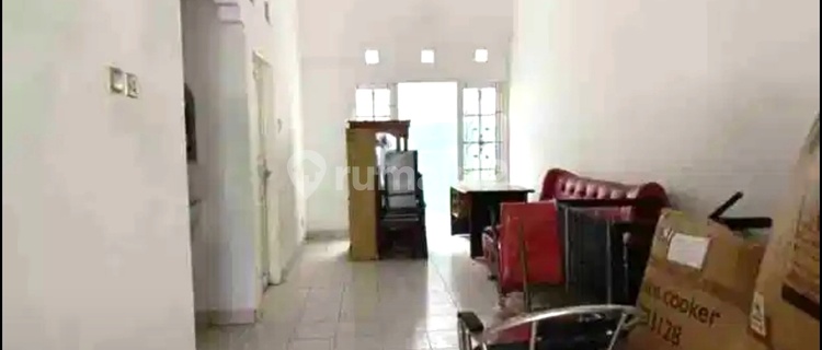 Affordable Banjar Wijaya 1 3-Story House with AC 1