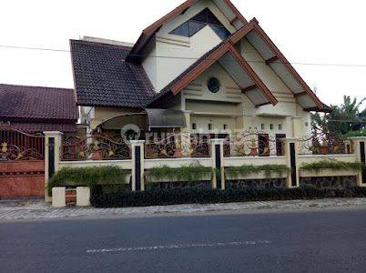 Rumah Kost Semi Furnish di dekat Seturan Area Kampus Jogja 1