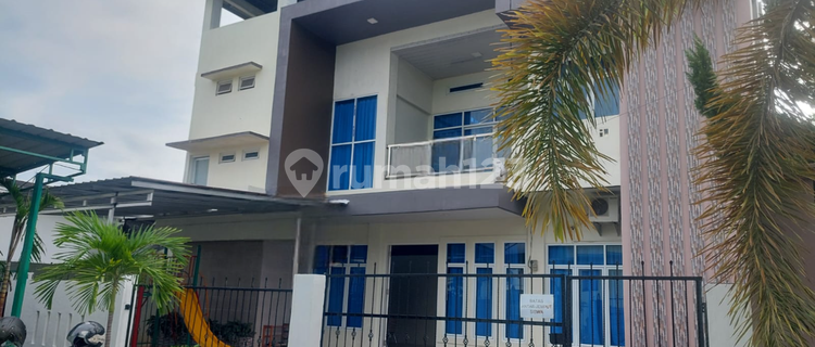 East Padang Luxury House with SHM Near Mosque 1