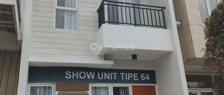 Rumah Cantik Modern 2 Lantai Lokasi Prime Larangan Ciledug,Jaksel 1