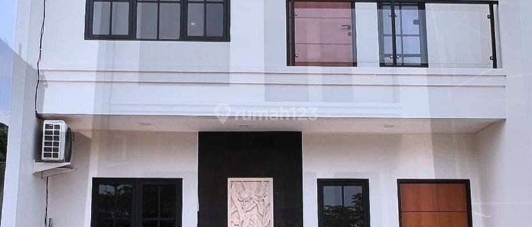 Hunian 2 Lantai Konsep Bali Modern , Aksestoll Road Pamulang 1