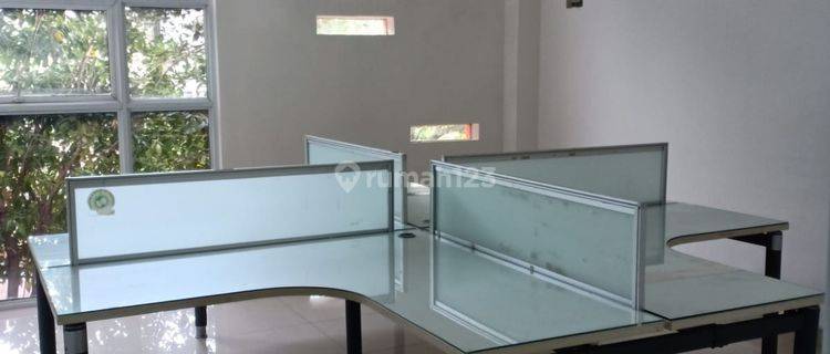Ruko 3 Lantai Lokasi Strategis Di Cinere, Jakarta Selatan 1