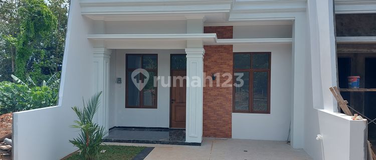 Rumah Bagus Shm Siap Huni Grafika Banyumanik Semarang  1