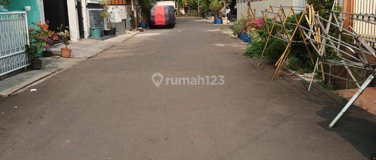 Rumah 2 Lantai Hitung Tanah Lokasi Strategis Taman Aster Cibitung 1