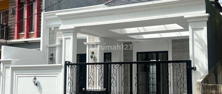 Rumah Baru Bangun Semi Furnish Di Griya Loka Bsd City.  1