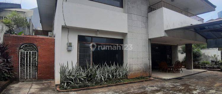 Rumah tua terawat harga bagus di pejopongan, bisa komercial 1