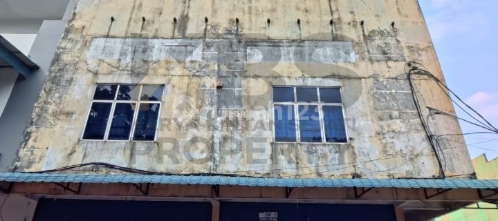 2 Units of 3-Storey Ruko (Shop House) in Taman Carina (Tanjung Uncang), Batam 1
