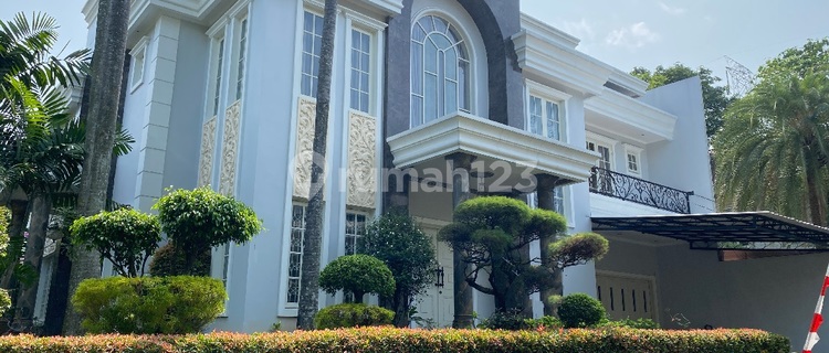 Luxurious, Beautiful, Well-Maintained, Fully Furnished, 3 Bedrooms, Suitable for Family Living in Sector 7 Bintaro Jaya. 1