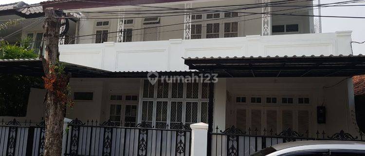 Rumah Bagus, Terawat, Semi Furnished, 4 Kamar, Di Gandaria, Kebayoran Baru, Cocok u Hunian Keluarga 1