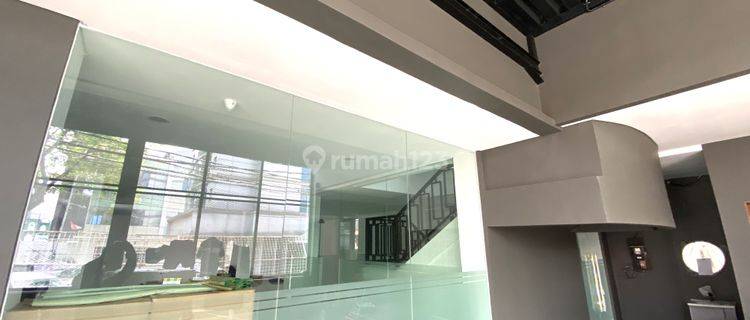 Baru, Gedung 4 Lantai, Cocok U Showroom, Resto, Kantor, Parkir Luas, Lokasi Di Radio Dalam 1