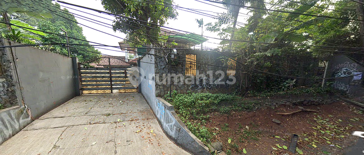 Lebak Bulus house is suitable for business. 1