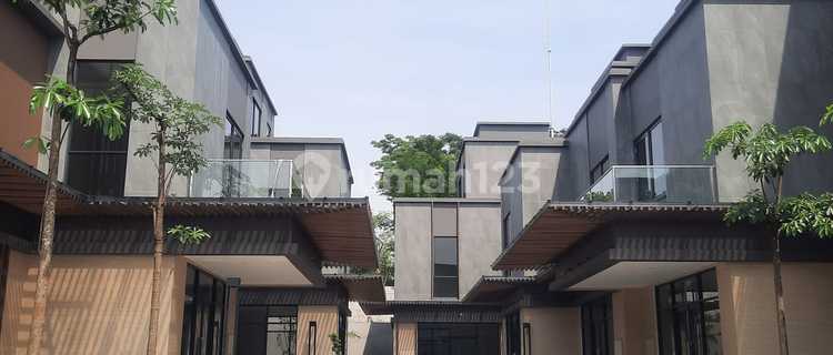 Beautiful Cascade BSD Ruko Suitable for Café, Salon, or Restaurant - Beautiful View & Spacious Balcony 1