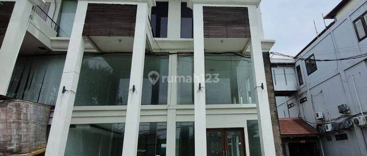 Strategic shophouse, spacious parking area, Ngurah Rai Bypass, Sanur, Denpasar, Bali 1