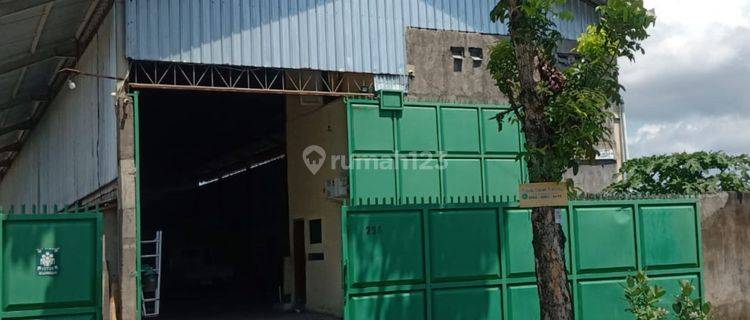 Gudang strategis Pura Demak Denpasar Bali 1