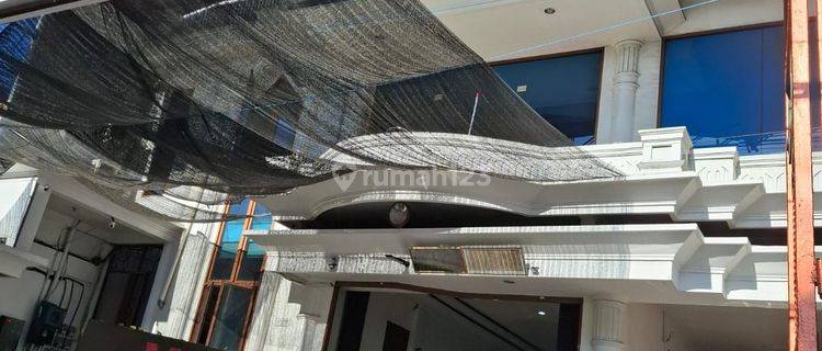 Rumah Lux 2,5 Biliton Surabaya Pusat  1