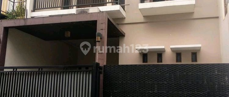 Rumah Siap Huni Di Rawamangun 1
