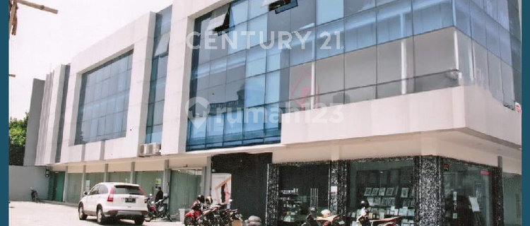 Exclusive 3.5-Story Strategic Shop House Near Pondok Indah & Bintaro 1
