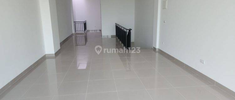 Dijual Cepat Ruko Pik2 La Riviera, 4,5x15, 3 Lantai, Boulevard 1