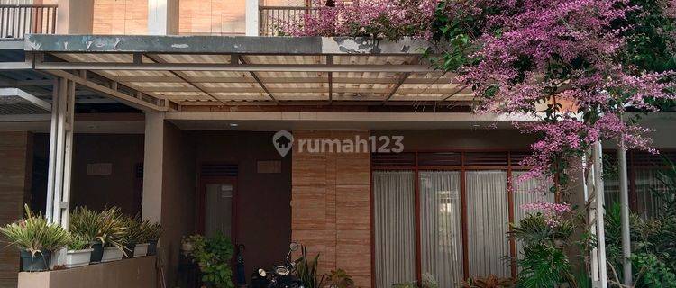  Rumah Full Furnished Terawat Bagus Di Ciwaruga Geger Kalong Bandung Utara 1