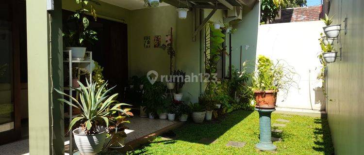 Rumah 2 lantai Minimalis Modern Siap Huni di Kencana Loka BSD 1