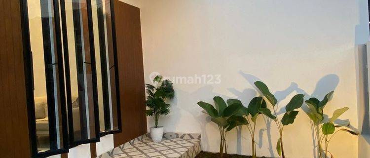 Rumah Minimalis Modern Baru Selesai Renovasi Di Nusa Loka Bsd 1