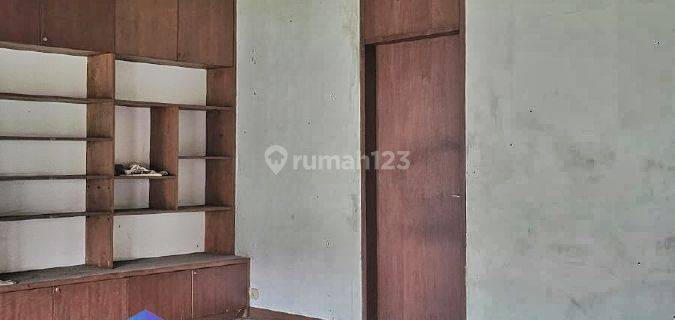 Rumah Tua Hitung Tanah Harga Murah Dalam Komplek 1