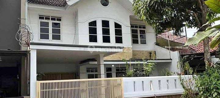 Dijual Rumah Siap Huni Di Istana Kawaluyaan Indah Bandung Kota 1