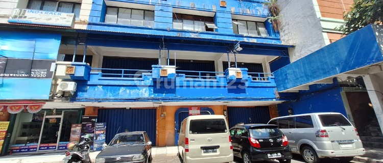 3 Shophouses Collaborate with Sudirman Agung 1