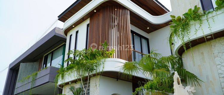 Brand New Villa Pantai Nyanyi 1