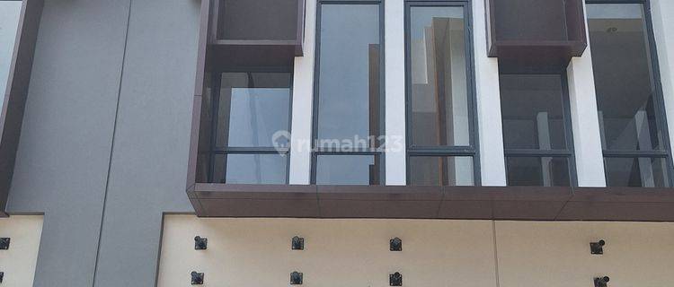 Dijual Ruko Campton 3 Lantai Bsd Tangerang  1