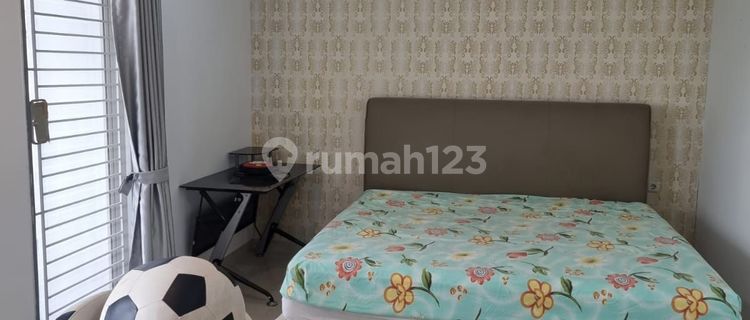 For quick sale: Damar Golf PIK house 1