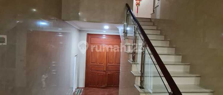 For Sale Exclusive House Bgm Pik North Jakarta 1
