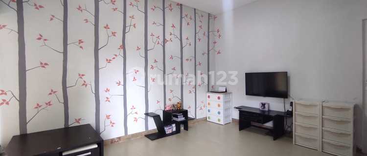 Semi-Furnished Ready-to-Use Hook House in BSB Semarang 1