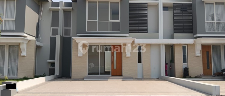 Rumah Bagus Full Furnished2 Lantai di Perumahan Elit Bebas Banjir di Victoria Valley Bsb 1