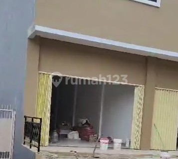 Ruko 2 Lantai Bangunan Baru Di Pinggir Jalan Utama Bandungan 1