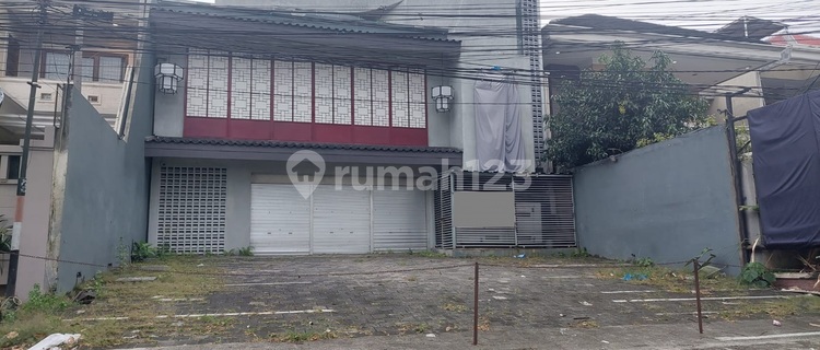 Ruang Usaha Ex Resto Bebas Banjir di Semarang Atas Daerah Sisingamangaraja 1