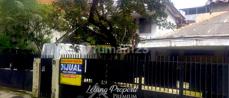 Habitable Old House Spacious Strategic Rawa Jaya Pulo Gadung East Jakarta 1