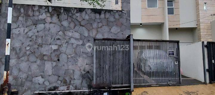 Rumah Bagus Strategis Murah Turun Harga di Pondok Hijau Setiabudi Gegerkalong Bandung 1