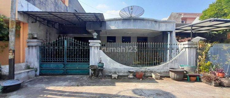 Rumah Kawasan Ramai Lokasi Belakang Hotel Tosan Solobaru 1