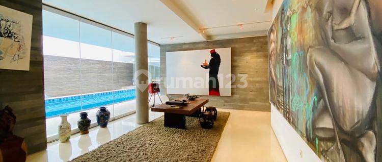 2-Story House with SHM on Jl. Hang Tuah, South Jakarta 1