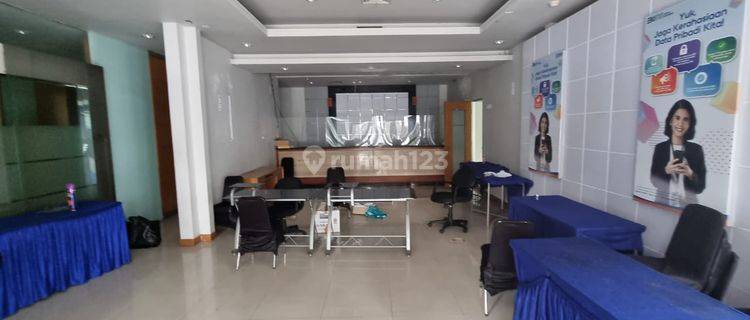 Rumah + Gudang Lokasi Strategis Mainroad di Dago 1