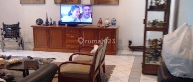 Rumah Super Nyaman Lingkungan Asri di Ciumbuleuit 1