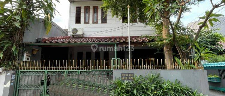 S1056 rumah 2 lantai 101/200 m2 jln 2 mobil joglo 1